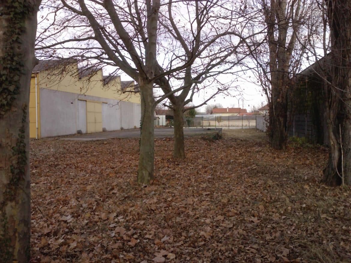 A Vendre ZI La Varenne (Riom) Bâtiment industriel sur terrain de 3000 m2